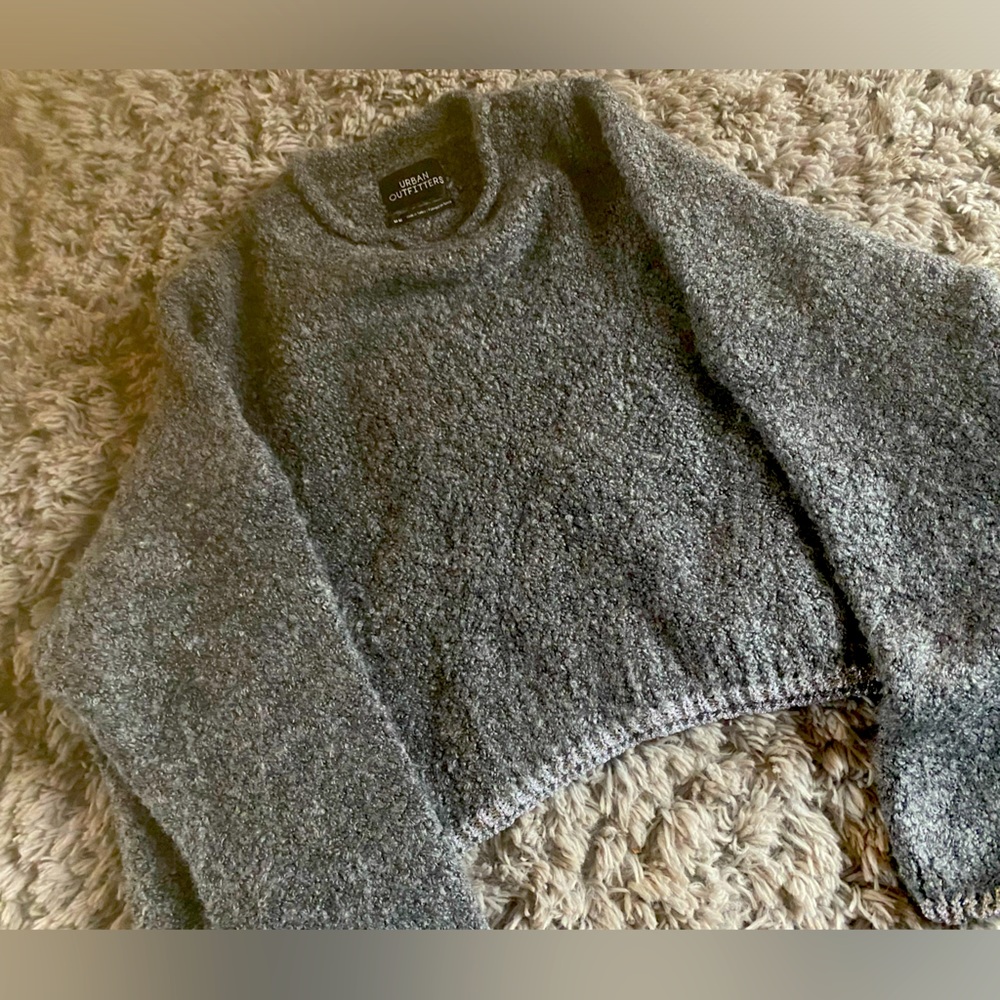 Gray sz m urban outfitters sweater